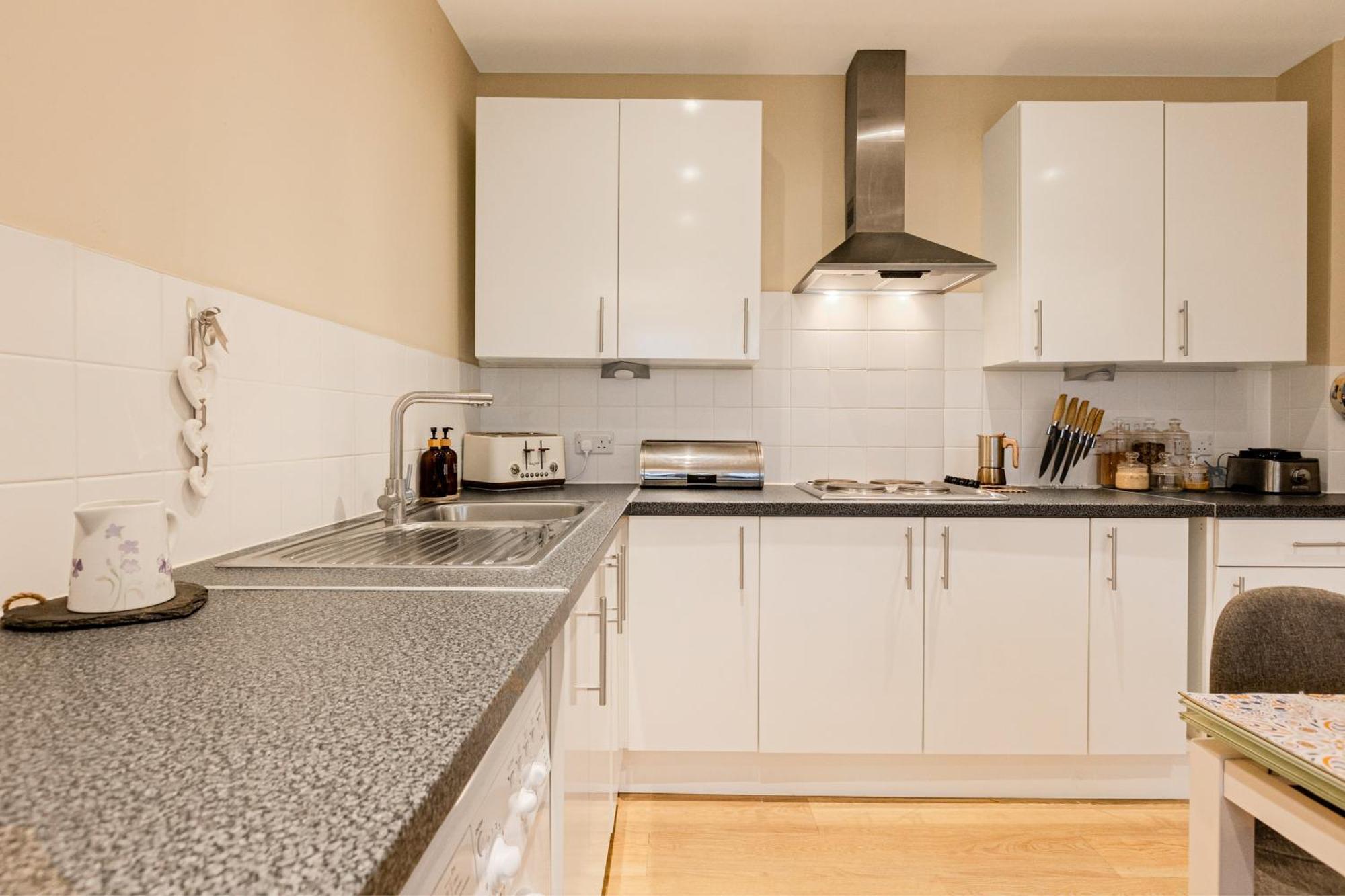 Apartment 1br Flat W Balcony, 10min Elephant&castle