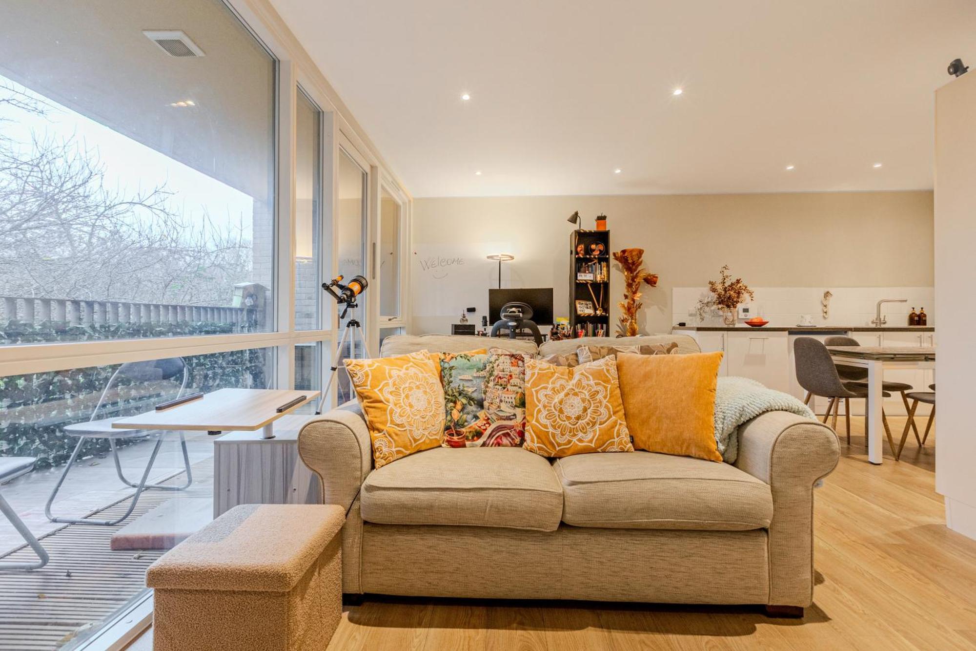 1br Flat W Balcony, 10min Elephant&castle Apartment *